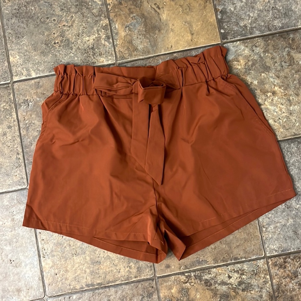 Shein Paperbag shorts Sz M NWT